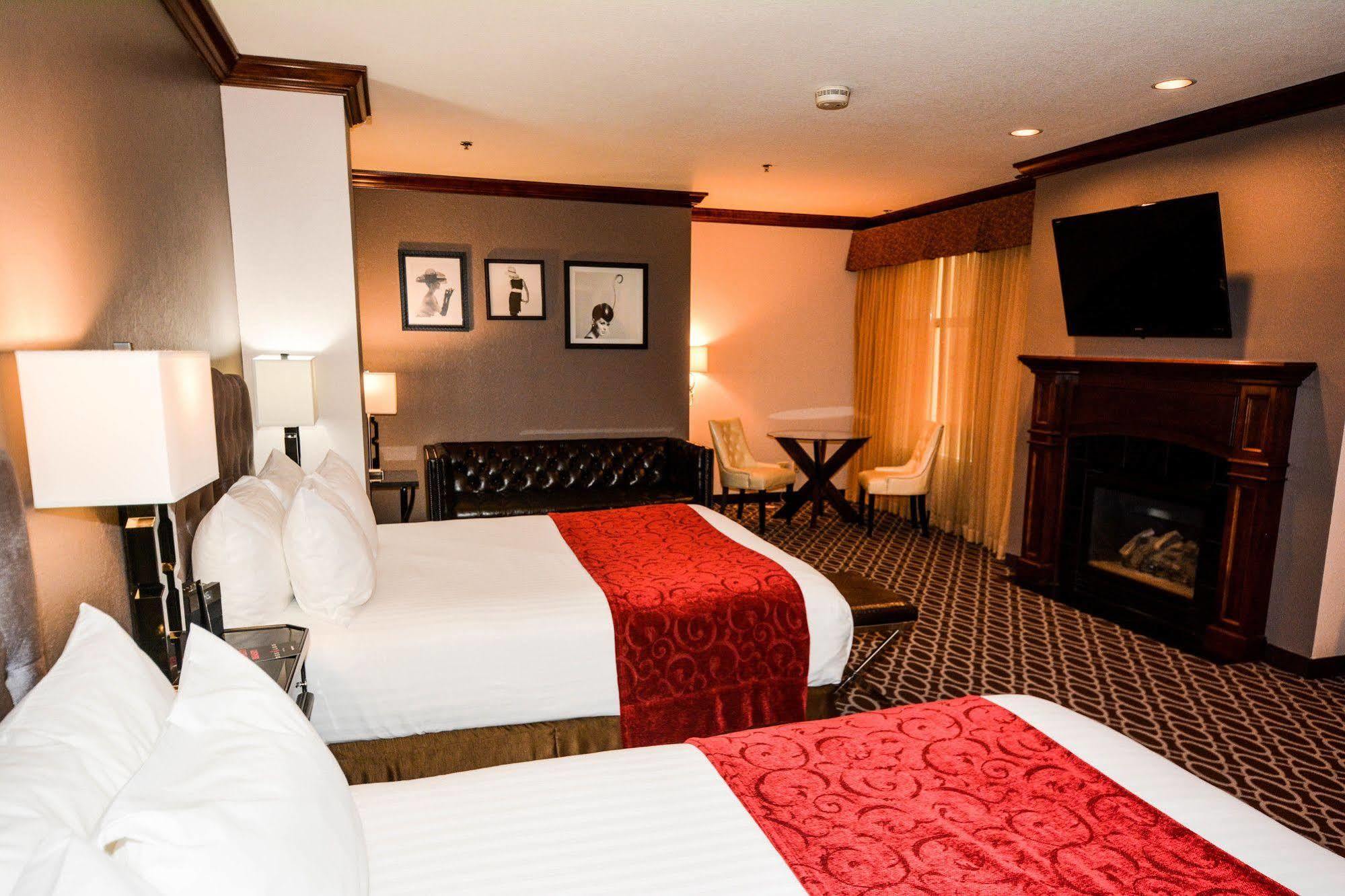 Des Lux Hotel Des Moines Exterior photo